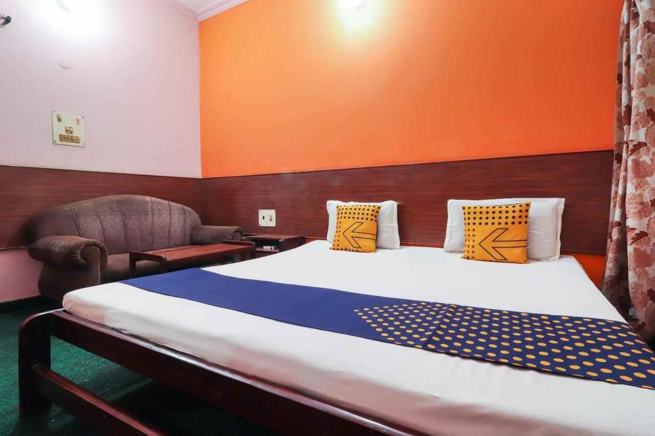 Spot On Jaiswal Guest House Hasanganj Екстер'єр фото